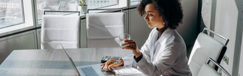 Foothold Awards Hero Image for EHR Reducing Cost